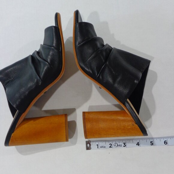 Gianni Bini Women's Leather‎ Peep Toe 4" Wooden Heels Black Shoes Mules Size 10M - Picture 6 of 7